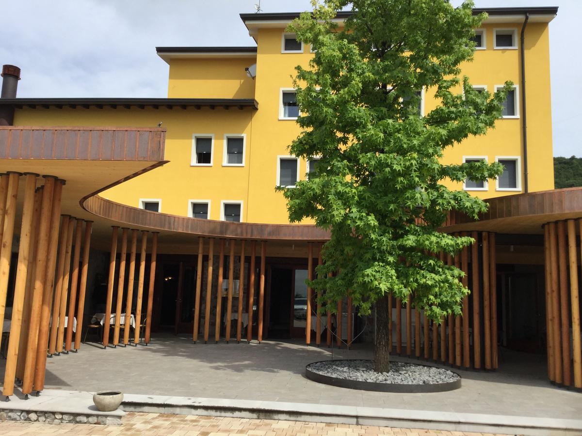 Albergo Belvedere Sequals Exteriör bild